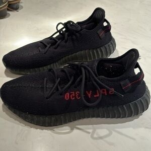 Adidas Yeezy 350 V2 Bred Boost